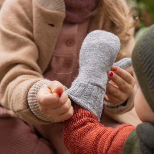 Boiled Merino Wool Gloves - gray – Baby in Merino