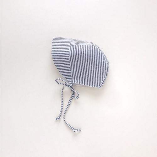 striped linen baby bonnet / striped baby sun bonnet / gender neutral bonnet / boy bonnet/ brimmed baby bonnet / baby sun hat / sunbonnet