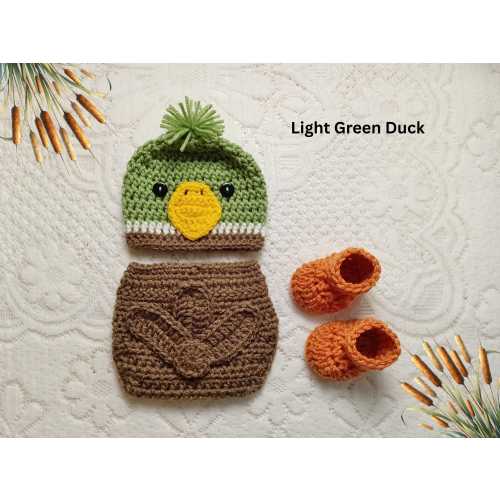 Baby Mallard Duck Crochet Hat and Diaper Cover - Woodland Animals - Baby Photo Prop - Baby Shower Gift - Available in 0 to 6 Months