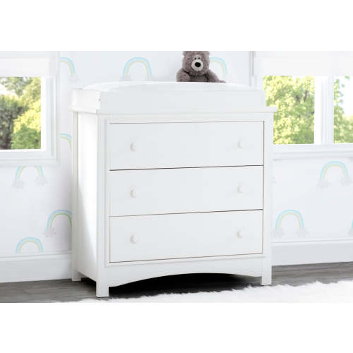 Perry 3 Drawer Dresser with Changing Top and Interlocking Drawers | Delta Children