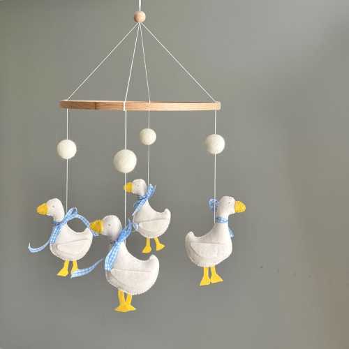 Goose Baby Mobile,Realistic Goose Mobile,Vintage Goose Mobile,Silly Goose Mobile Crib,Goose Theme Nursery Decor,Baby Shower Gift,Duck Mobile