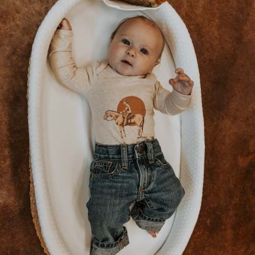 Cowboy Rides Away Long Sleeve Onesie – Cowkid Clothing Company