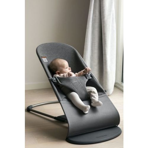 Bouncer Bliss—cozy for your newborn | BabyBjörn