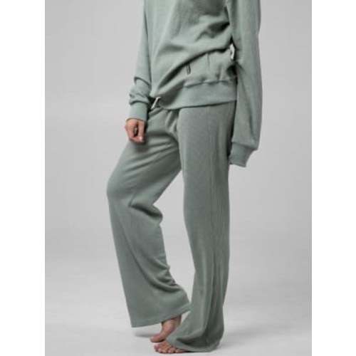 Waffle Lounge Relaxed Sweatpants — Comfrt