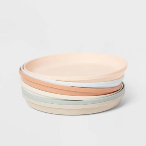 Kids' 6pc 7.4" Plastic Dinner Plate - Pillowfort™: Microwave & Dishwasher Safe, Toddler Dining Set