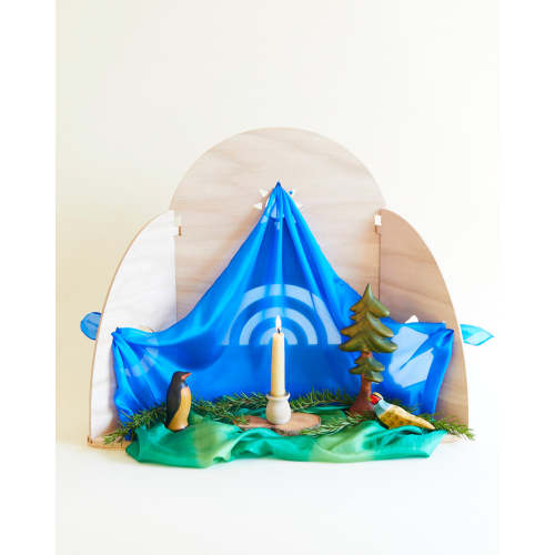 November's Nature Table
– Sarah's Silks