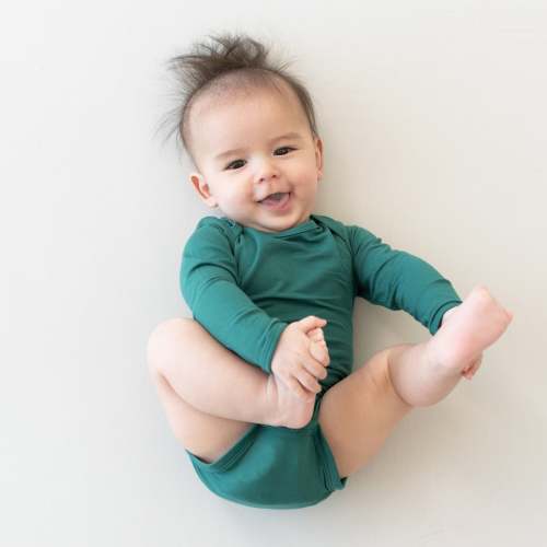 Long Sleeve Bodysuit in Emerald | Infant Bodysuit | Kyte Baby