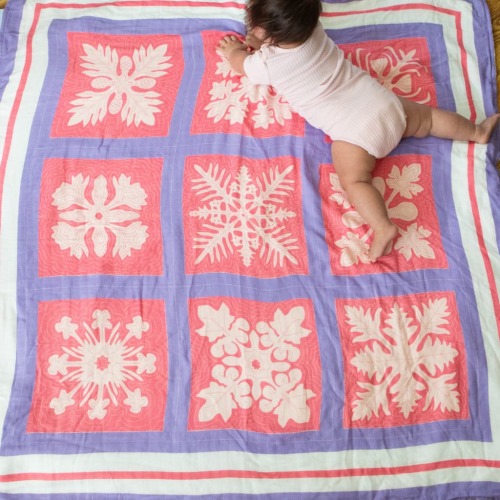 Nāpuanani in Lokelani Baby Quilt