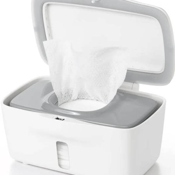 Perfect Pull™ Wipes Dispenser