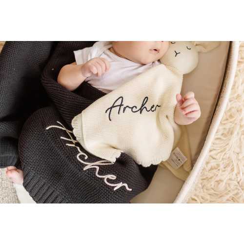 Embroidered Name Knit Blanket, Knitted Baby Name Blanket, Baby Name Blanket, Personalized Name, Name Blanket for Girl, Newborn Photos
