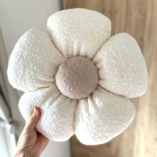 White Daisy Flower Pillow – Nursery Decor, Girl Bedroom Cushion, Cute Throw Pillow, Baby Girl Gift, Toddler Room, Floral Plush Decor