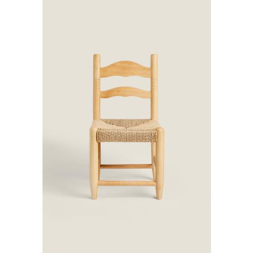 CHILDREN’S WOODEN CHAIR