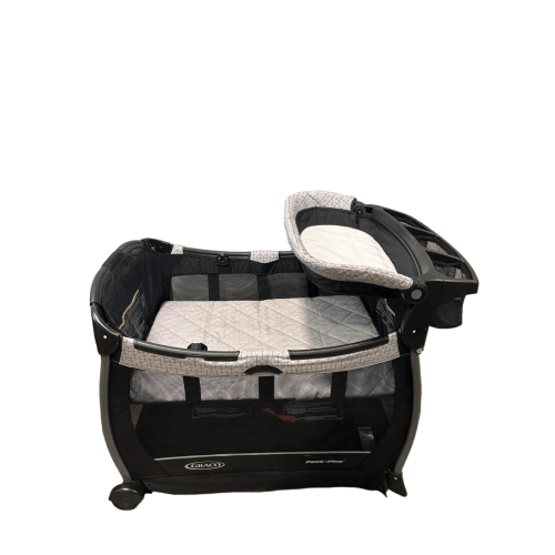 Graco Pack 'n Play Playard Cuddle Cove