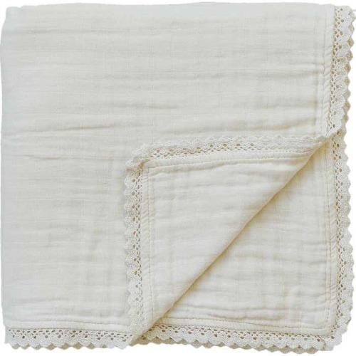 Muslin Quilt with Lace Trim