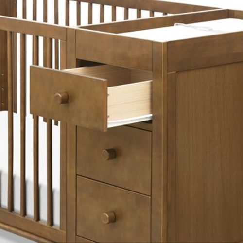 DaVinci Marley Convertible 3-in-1 Crib and Changer Combo