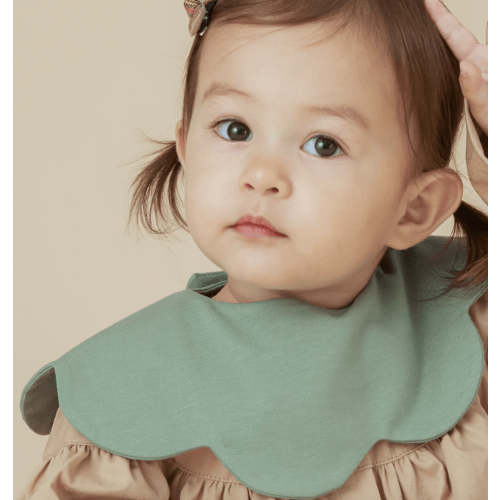 Konny Bib (0-2Y)
