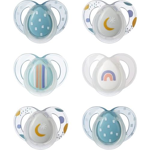 Tommee Tippee Nighttime pacifiers, 6-18 months, 6 pack of glow in the dark pacifiers with symmetrical silicone baglet