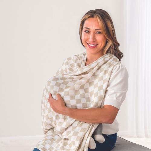 Breastfeeding Cover: Nursing & Swaddling with the Breastfeeding Boss™ | Itzy Ritzy ®