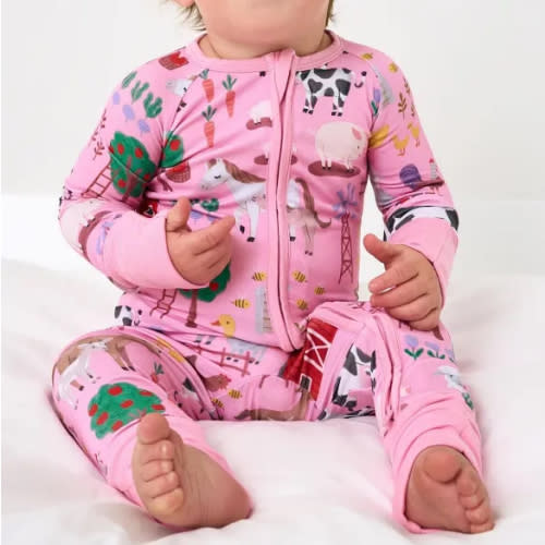 Pink Farm Fam Zippy | Little Sleepies