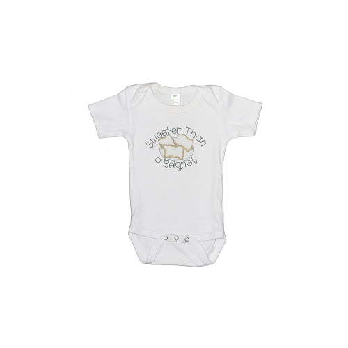 Assorted Brands Ivory Short Sleeve Onesie Size 3-6 mo