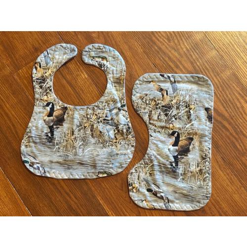 Duck baby bib and burp cloth, waterfowl baby bib, goose burp cloth, wildlife bib, hunting burp cloth, bib and burp cloth, goose baby bib