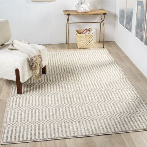 Luxe Weavers Geometric Area Rug