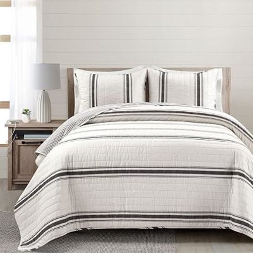 Lush Decor Farmhouse Stripe Reversible Quilt Set, 3 Piece Set, Full/ Queen, Black - Cozy Farmhouse Bedding Set - Rustic Decor - Striped Quilt - Modern Farmhouse Bedroom Decor