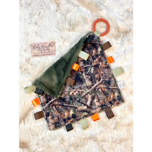Tree Camouflage Minky Tag Lovey with Ring / Mini Blanket / Hunting / Woodland Nursery / Soft Minky Toy / Ribbon Tag Toy / Baby Shower Gift