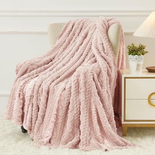 Aganear Flannel Throw Blanket - Cozy Soft Lightweight Fuzzy Portable Throw Blankets, Boho Decor for Home, Warm Gifts for Birthday, Christmas, Halloween, Housewarming(50"x60", Pink)