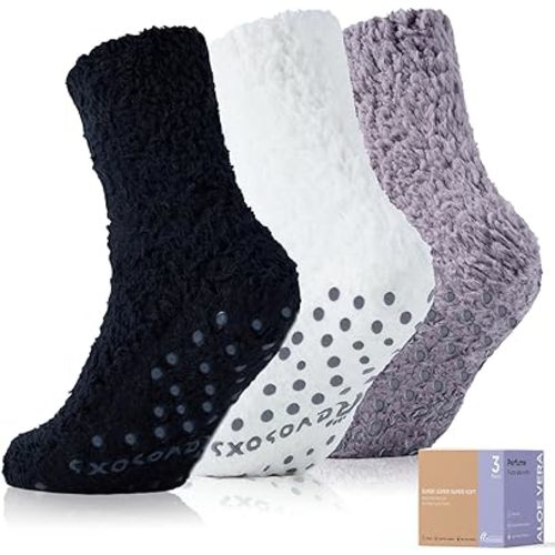 Fuzzy Socks with Grips for Women Men,Non Slip Hospital Crew Socks with Aloe Vera Perfume,Cozy Socks Holiday.