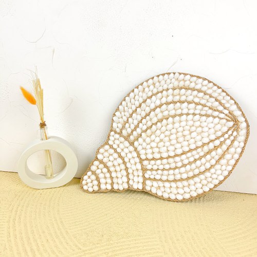 Sea Shell Nursery Wall Decor, sea shell Wall Hanging, Snail Wall Decor, Coastal Theme Nursery Decor, Beach Decor, Ocean Theme Nursery