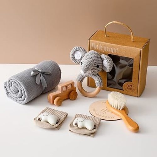 OESSUF New Born Baby Gift Basket, Baby Boys Girls Shower Gifts with Wooden Elephant Rattles, 6PCs Newborn Essentials Bath Set with Baby Brush,Blanket,Milestones Cards