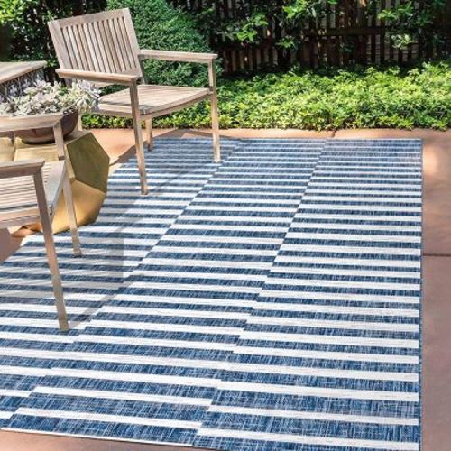 4'x6' Sukie Modern Offset Stripe Indoor/Outdoor Area Rug, Blue/Ivory - JONATHAN Y