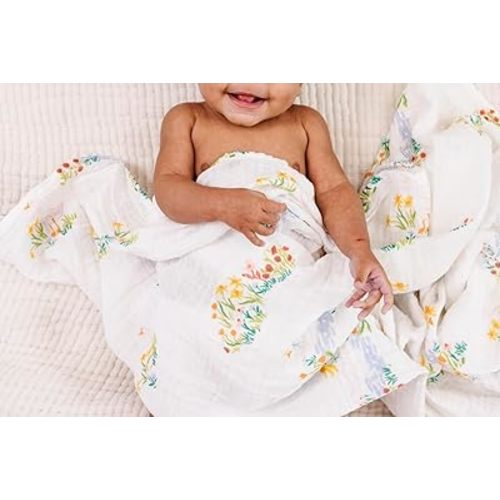 CLEMENTINE KIDS Garden Goose Swaddle