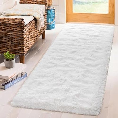 Terrug Fluffy Runner Rug for Entryway Bedroom, 2x8 Ft Washable Runners for Hallways with Non Slip Backing, Soft Shag Area Rug Floor Carpet Runner for Nursery Kitchen Laundry Living Room, White