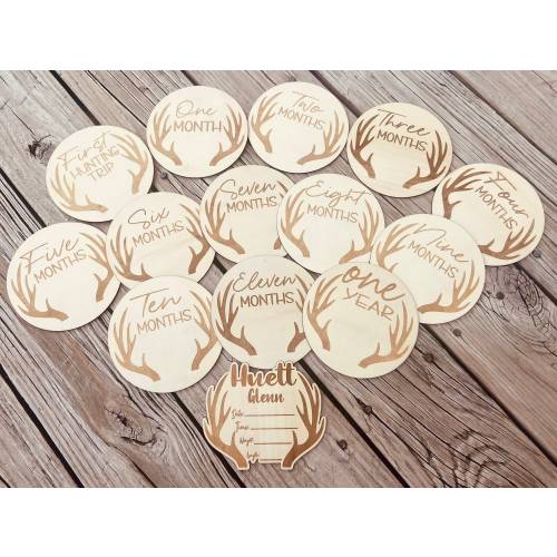 Hunting Birth Announcement & Milestones, Wood Milestones for Baby, Hunting, Deer Theme Wooden Monthly Milestone, Nursery, Country Baby Gift