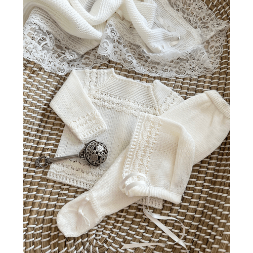 Bella & Lucella | La Pelosa ~ in chic cream