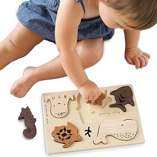 Wee Gallery Wooden Tray Puzzle Ocean Animals 2nd Edition - Montessori Toys for Early Learning & Fine Motor Skill Development - Sustainable Educational Toys for Kids Ages 2+ - (10x7 Inches)