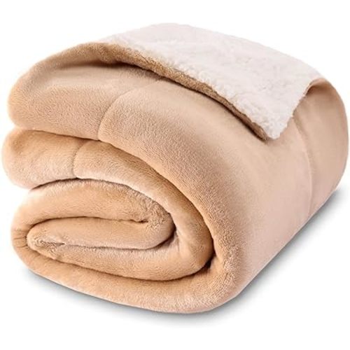 NANPIPER Baby Sherpa Blanket,Warm Toddler Throw Blanket,Soft Newborn Fleece Blanket for Winter (Beige,30x40 inches)