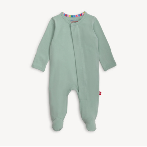 sprout CloudStretch™ magnetic footie – Magnetic Me