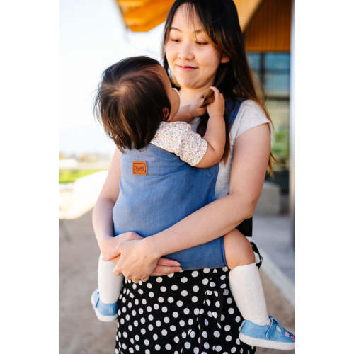 Exploring the World Together: Forward-Facing Baby Carriers – Happy Baby