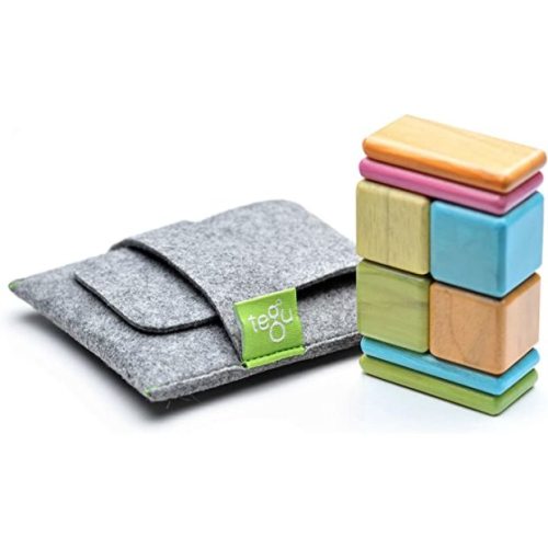 Tegu Pocket Pouch Magnetic Wooden Block Set