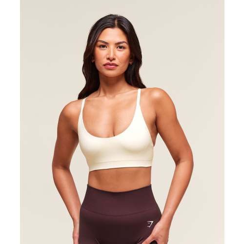 Everyday Seamless Racerback Sports Bra