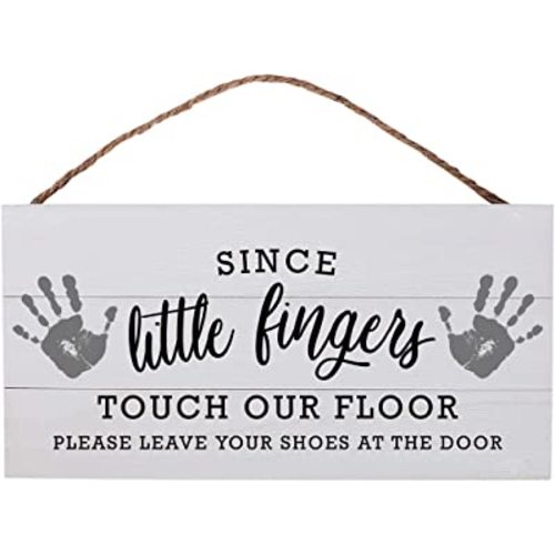GSM Brands Little Fingers No Shoes Wood Plank Hanging Sign (13.75 x 6.9 Inches)