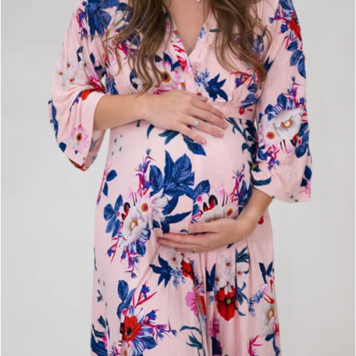 Amelia Labor & Postpartum Gown in Blush Floral – Lila