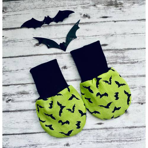 Baby Bat Gothic Ghoul Mitts Spooky Horrors