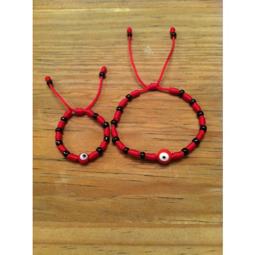 Mommy and me bracelet. Mommy and me evil eye bracelet. Red string braceley set. Knots bracelet. String bracelet. Evil eye bracelet.