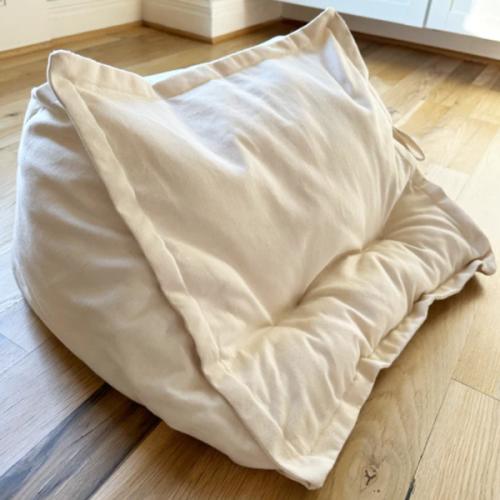 Peekaboo Pillow | Deluxe