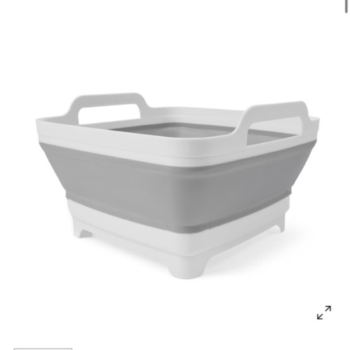 Collapsible Sink with Plug