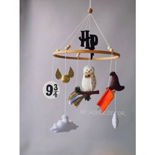 Wizard baby mobile boy and girl,Harry mobile,Magical crib mobile, owl baby mobile , Wizard nursery decor, Neutral felt cot mobile
